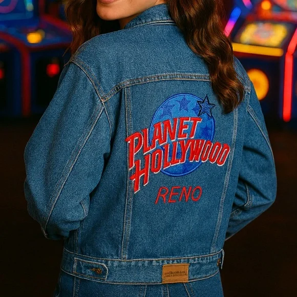 Vintage Planet Hollywood “Reno”
Denim Trucker Jacket Unisex Small/Medium, VGUC - Picture 1 of 11